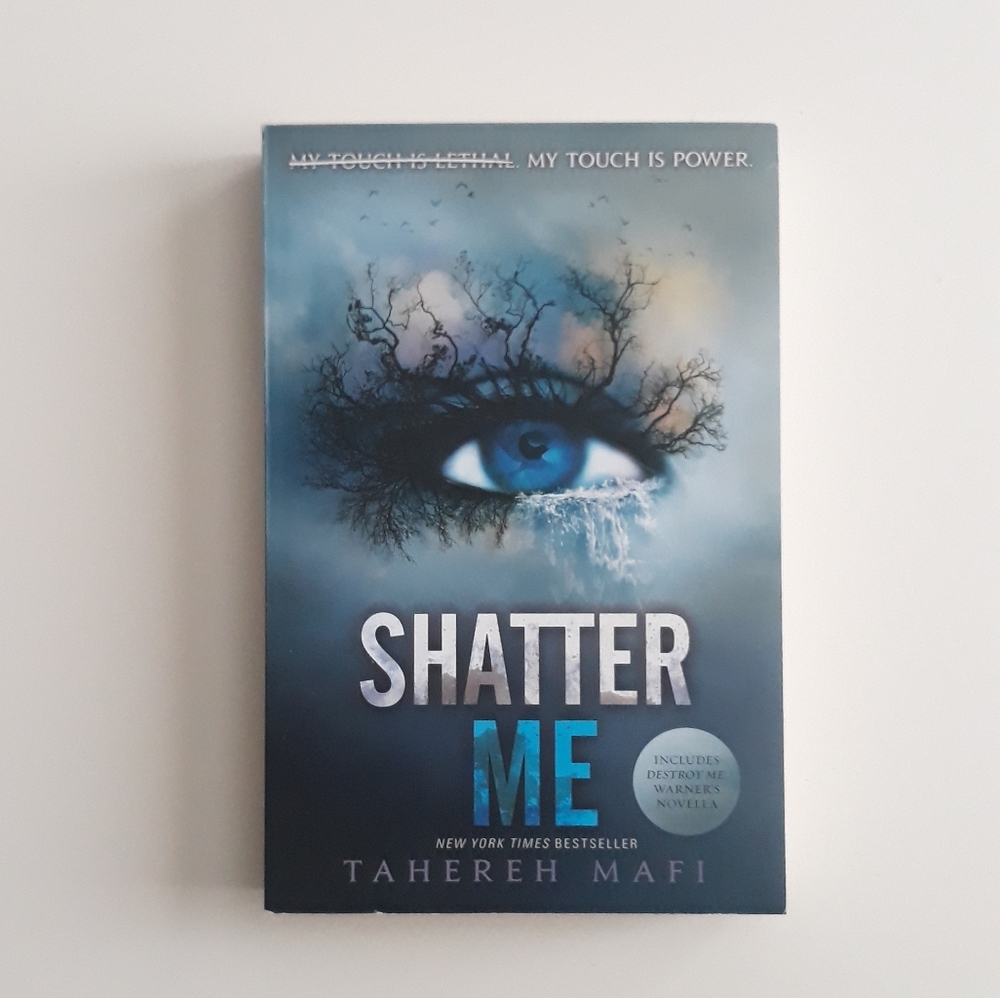 🌸 DONATING SOON New Shatter Me Book